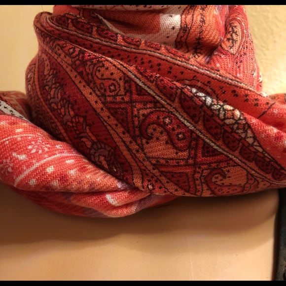 Evelyn & Arthur Scarf 🧣🧣SET (2) Paisley Pattern - Picture 4 of 8
